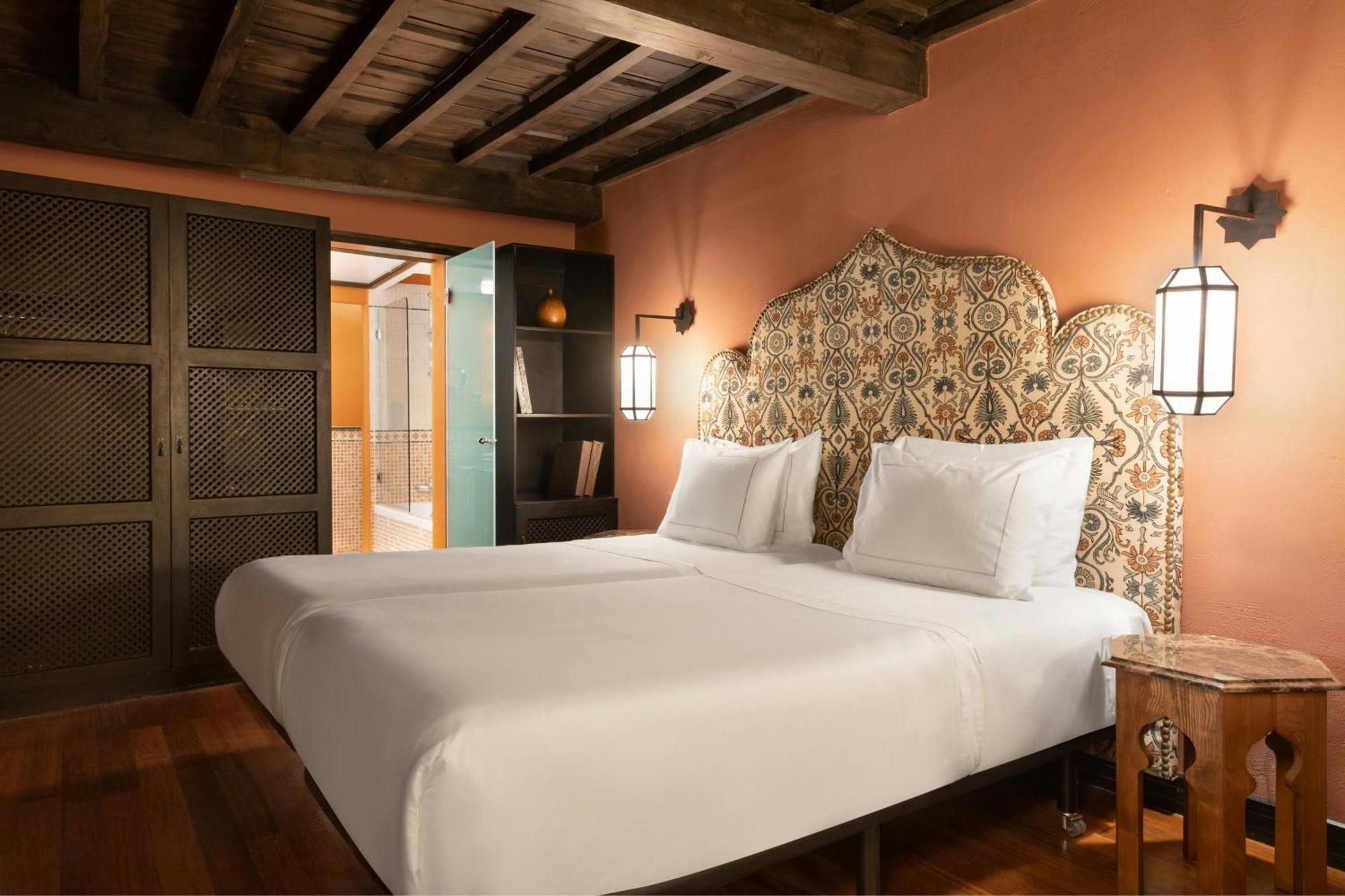 Hotel Palacio De Santa Paula, Autograph Collection Granada Exteriör bild